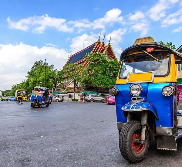 Tuk-tuk ride hailing taxi app